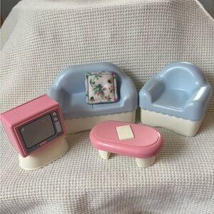 Little tikes dollhouse living room set TV couch Coffee Table Chair furniture lot
